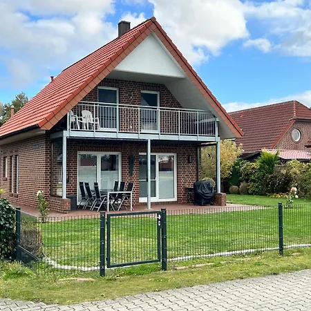 Seehaus Kalle Holiday home Walchum